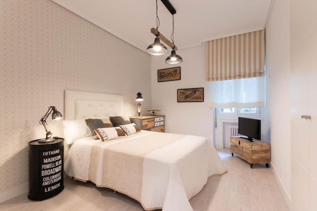 Apartamento Luxury Centro Bilbao Garaje Extérieur photo